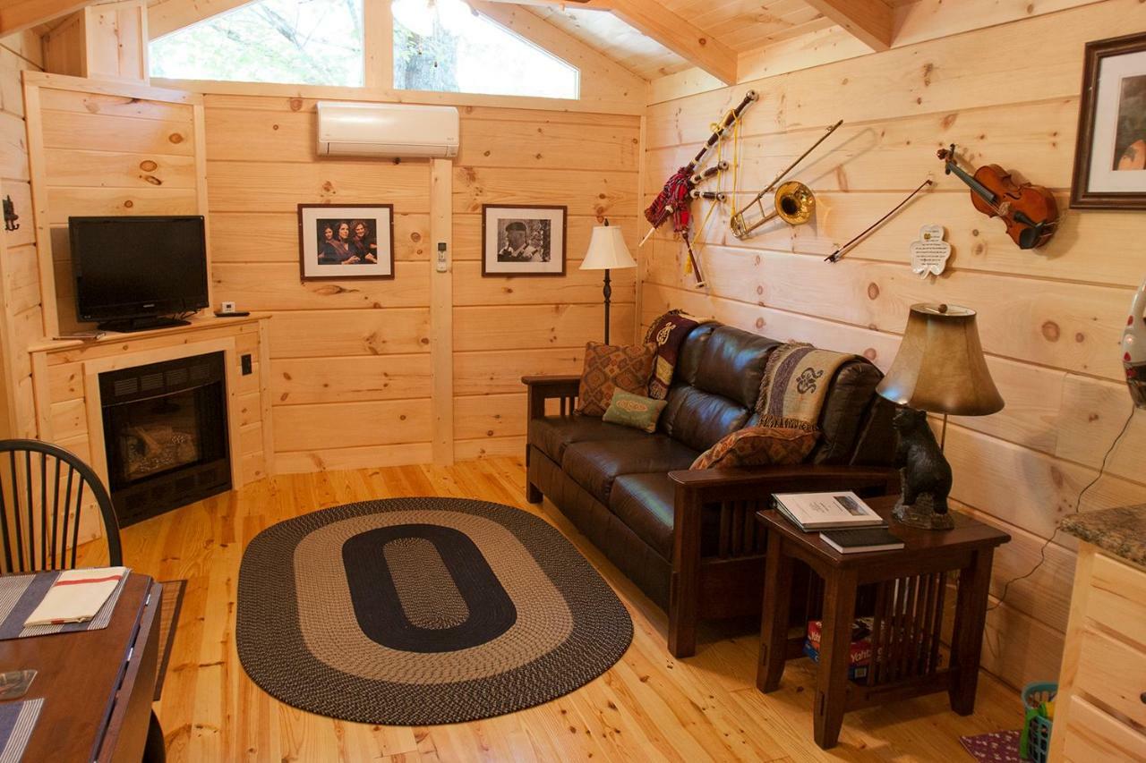 Pine Gables Cabins Villa Lake Lure Esterno foto