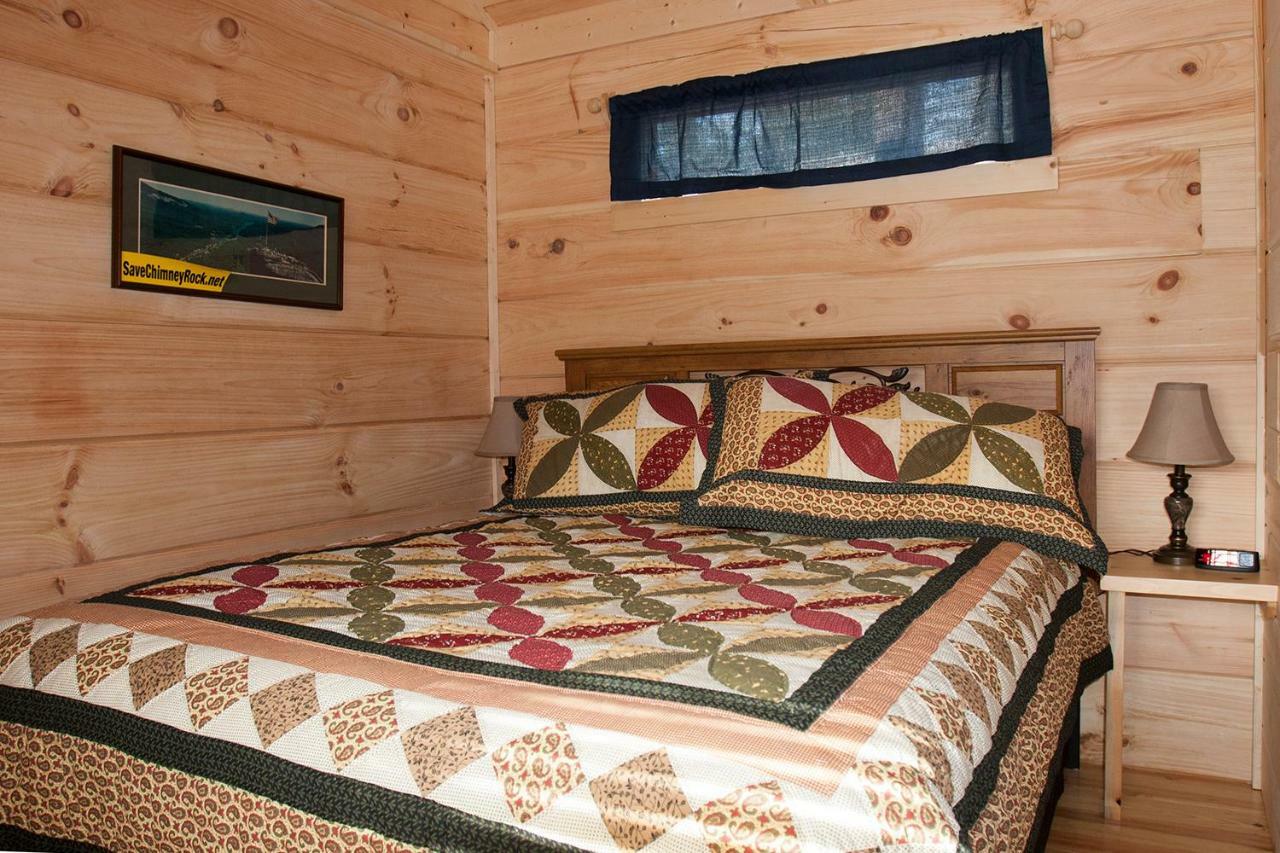 Pine Gables Cabins Villa Lake Lure Esterno foto