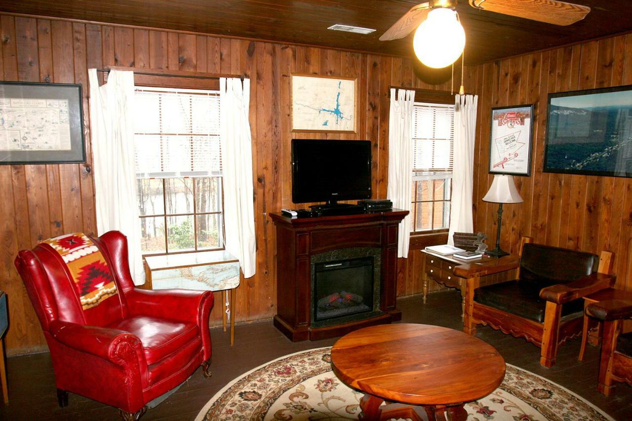 Pine Gables Cabins Villa Lake Lure Esterno foto